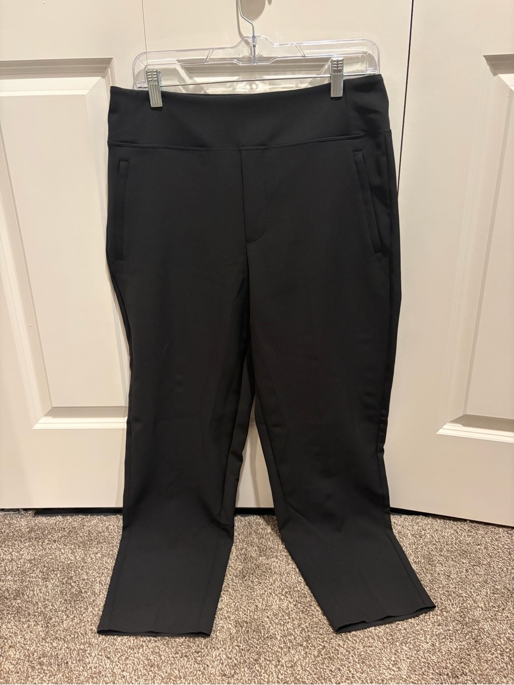 Athleta Black Cropped Pull-On Stretch Pants